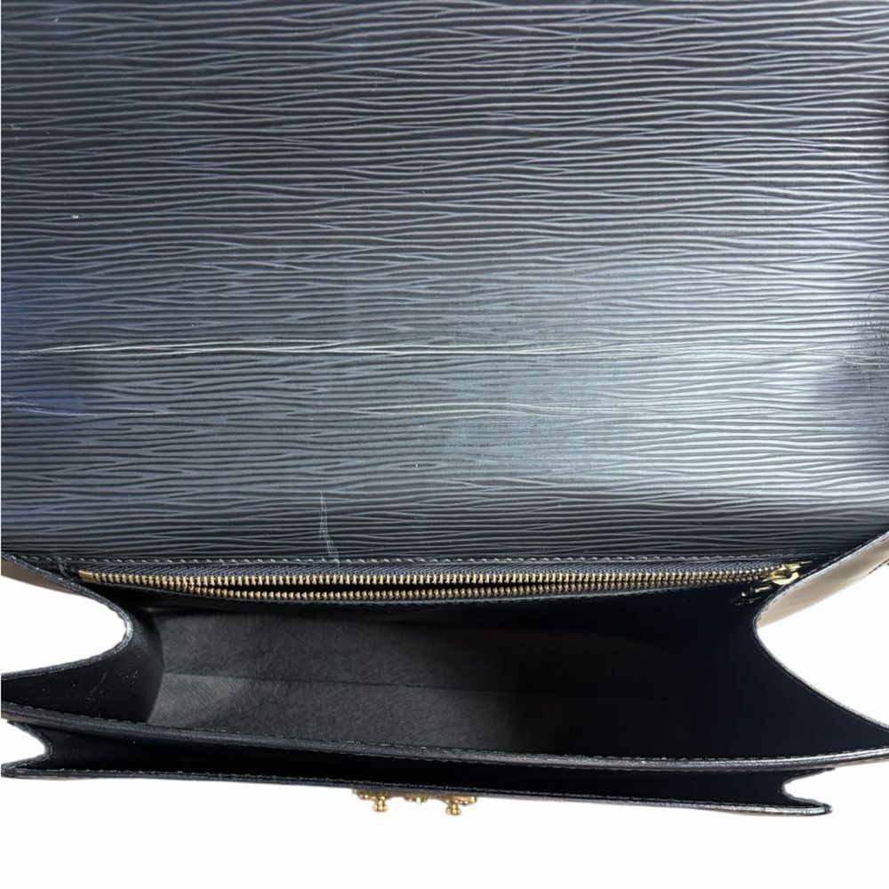 VINTAGE Louis Vuitton Monceau Black Epi Leather Handbag - Picture 5 of 13